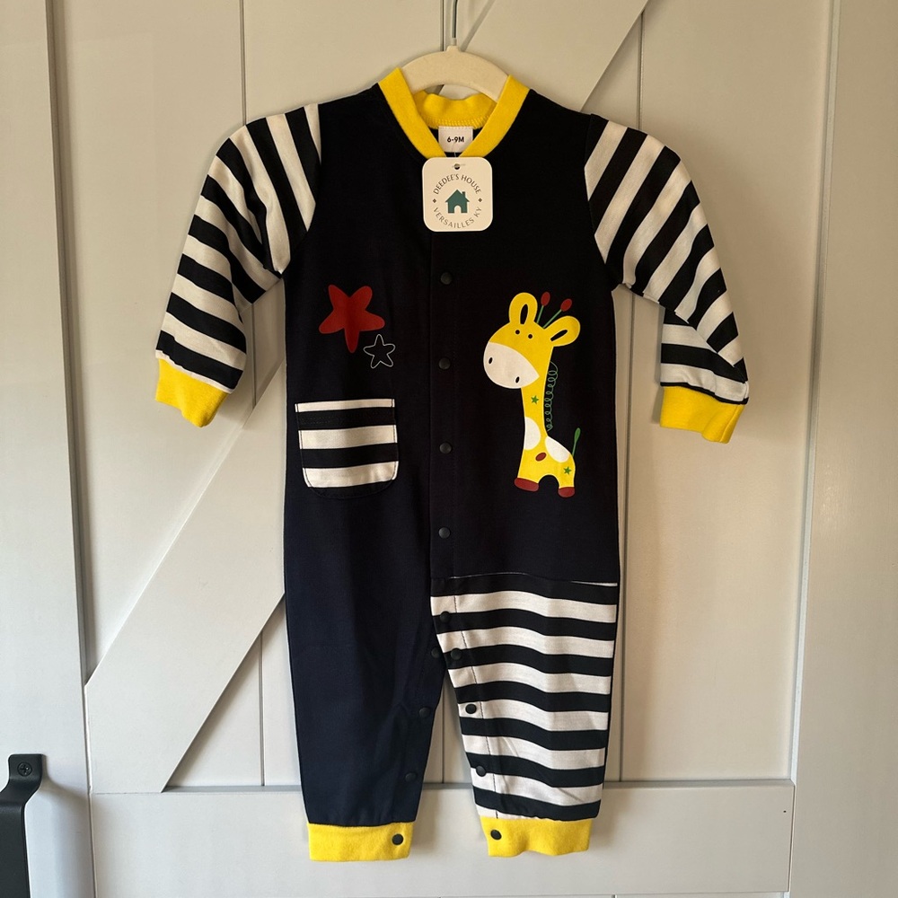 Boys Romper~Black & White Stripes w/Yellow Giraffe & Striped Pocket- Size 6-9mth